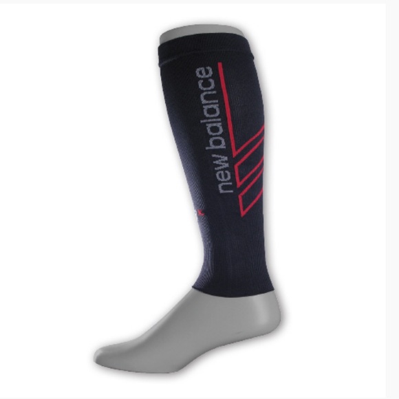 New Balance Accessories - New Balance compression calf sport sleeve M